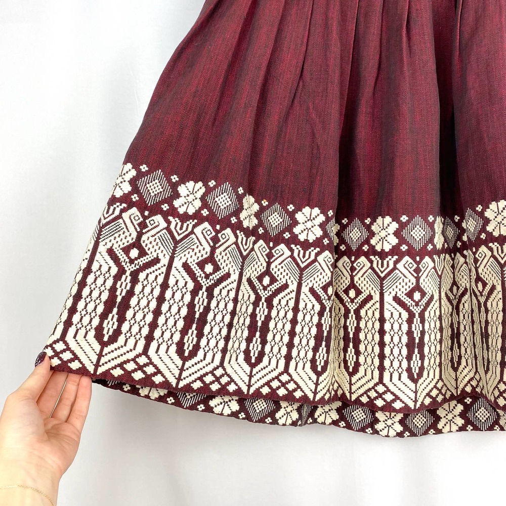 Vintage Full Skirt Embroidered Maroon 50s Nordic Knee Length Pleated 28" Waist - Picture 4 of 5